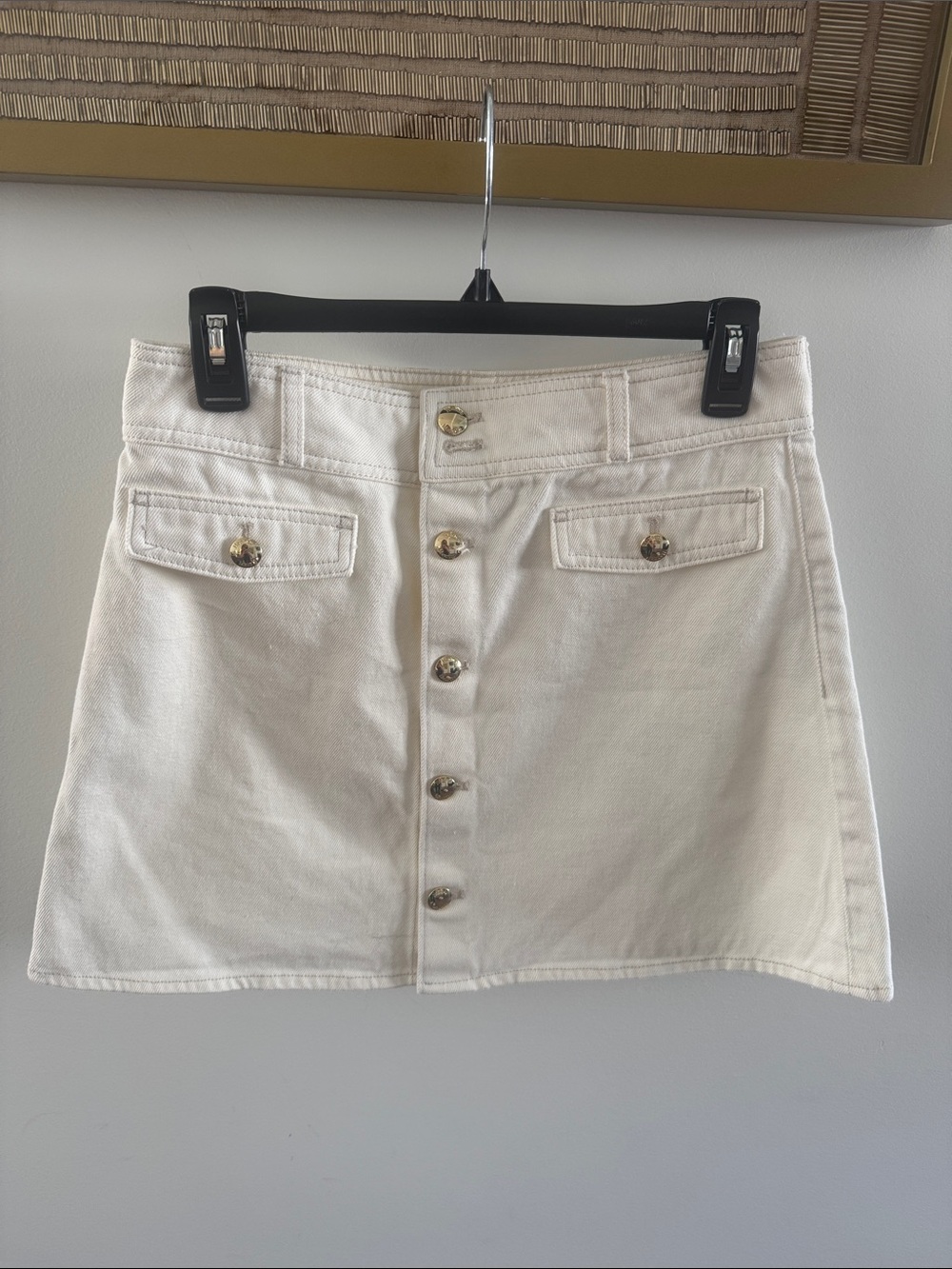 H&M Cream Button-Front Mini Skirt - Picture 1 of 3